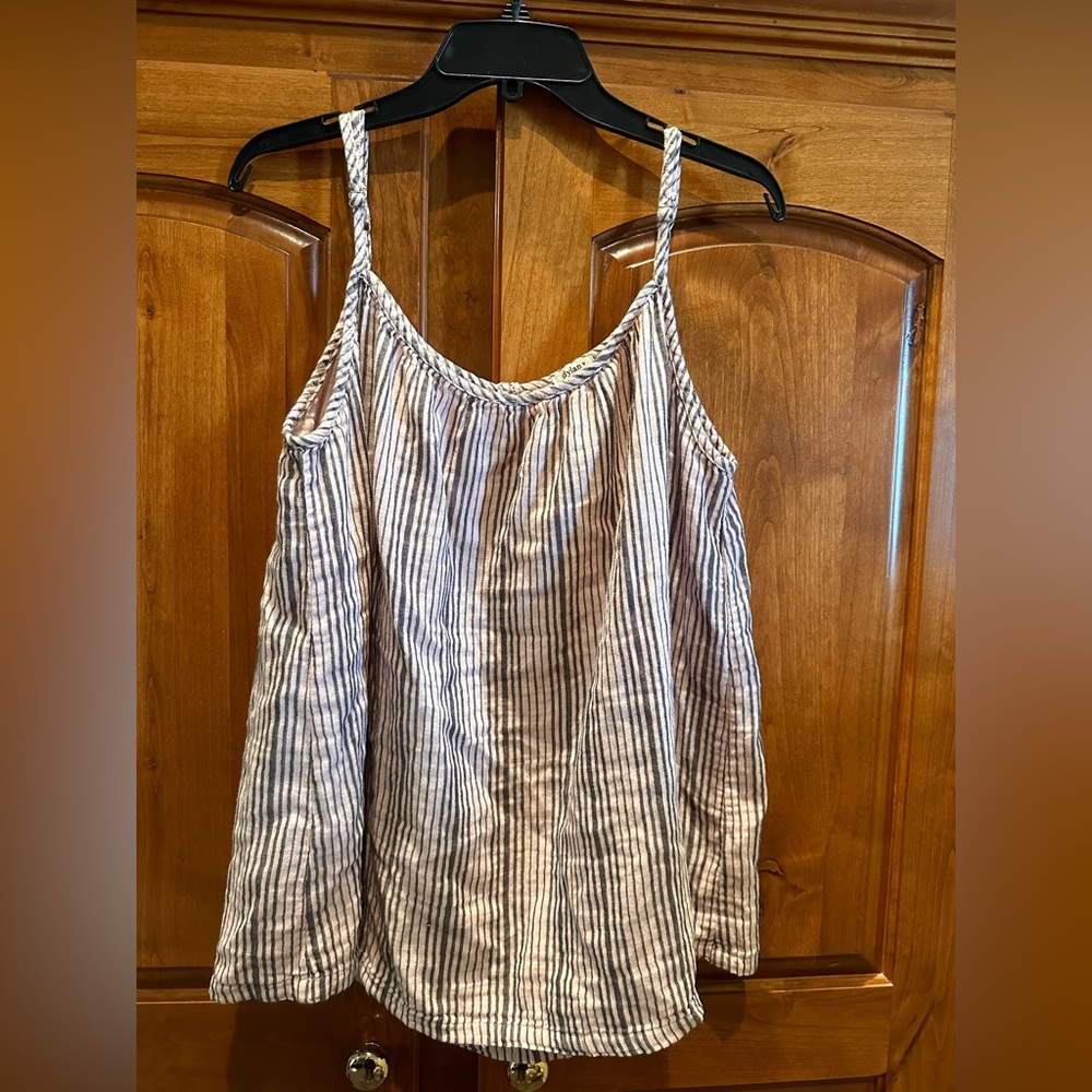 Dylan striped tank top size medium
